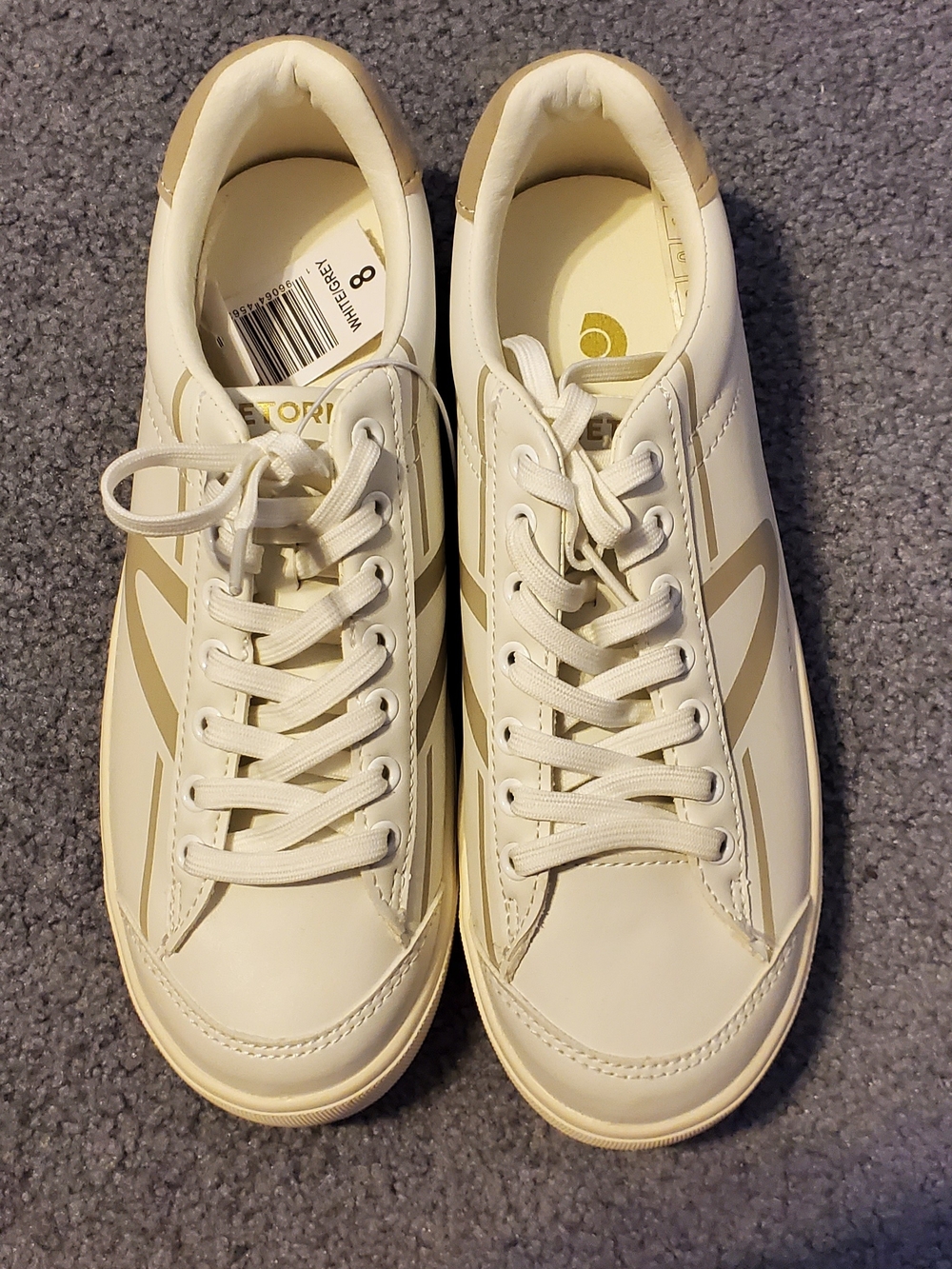 White/Grey Size 8 Tretorn Lace-Up Sneakers Nwt